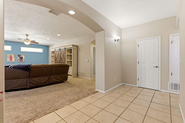 1161 Canal Boulevard SW, Los Lunas, NM 87031