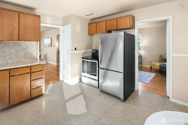 13240 3rd Avenue NW, Seattle, WA 98177