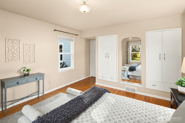 13240 3rd Avenue NW, Seattle, WA 98177