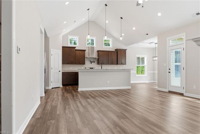 5055 Mineral Spring RD, Suffolk, VA 23438