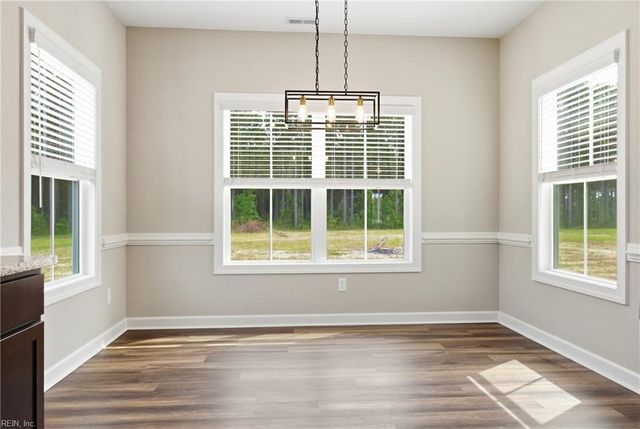 5055 Mineral Spring RD, Suffolk, VA 23438