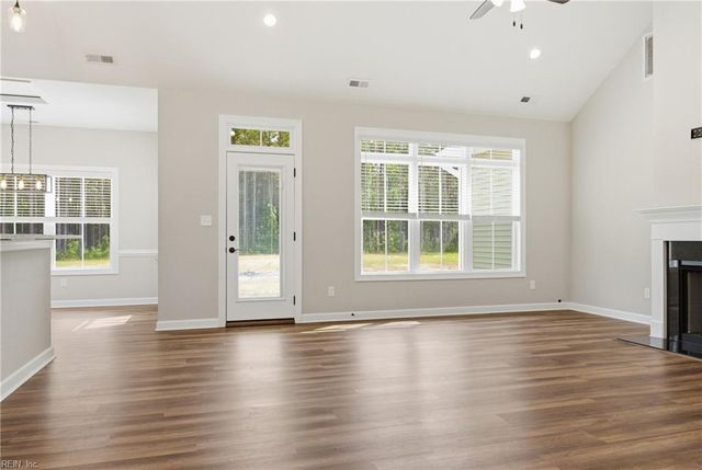 5055 Mineral Spring RD, Suffolk, VA 23438