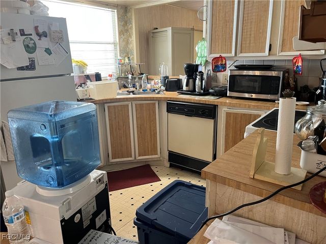 16005 Citron WAY, North Fort Myers, FL 33903