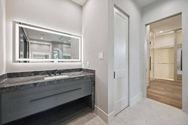 2120 Branard Street, Houston, TX 77098