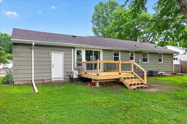 5657 Nevada Avenue N, Crystal, MN 55428