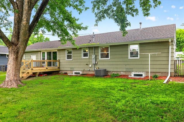 5657 Nevada Avenue N, Crystal, MN 55428