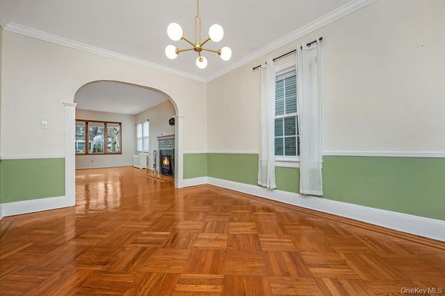 315 Marcellus Road, Mineola, NY 11501