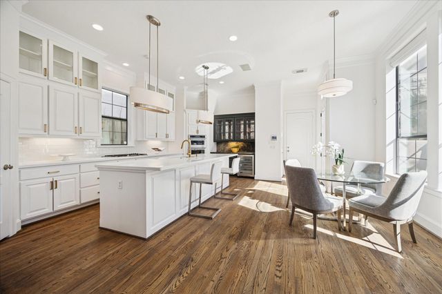 1923 Elmen Street, Houston, TX 77019