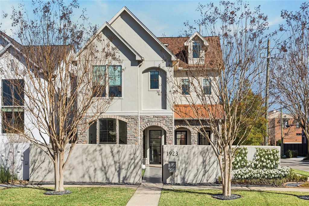 1923 Elmen Street, Houston, TX 77019