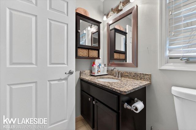 16152 Kingsway Drive, Macomb Twp, MI 48044