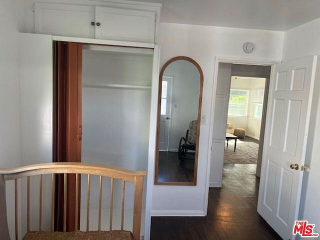 2575 S Barrington Avenue, Los Angeles, CA 90064