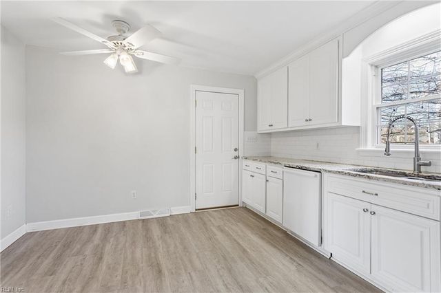 201 Harwood DR, Yorktown, VA 23692