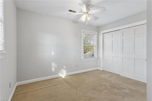 201 Harwood DR, Yorktown, VA 23692