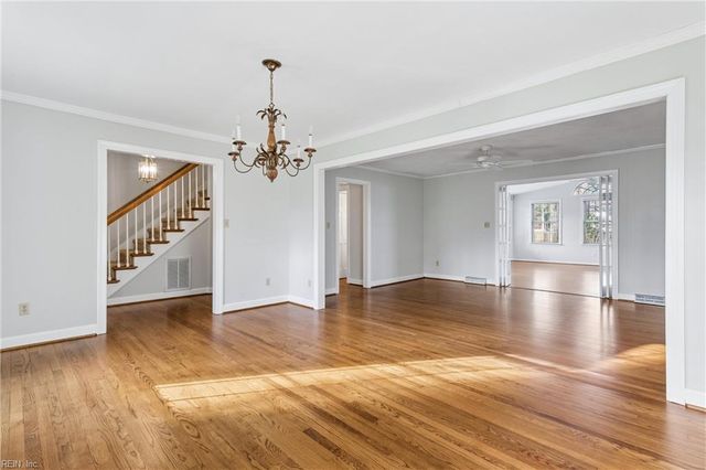 201 Harwood DR, Yorktown, VA 23692