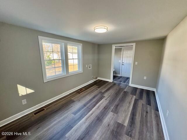 903 E Balsey Street, Clinton, NC 28328