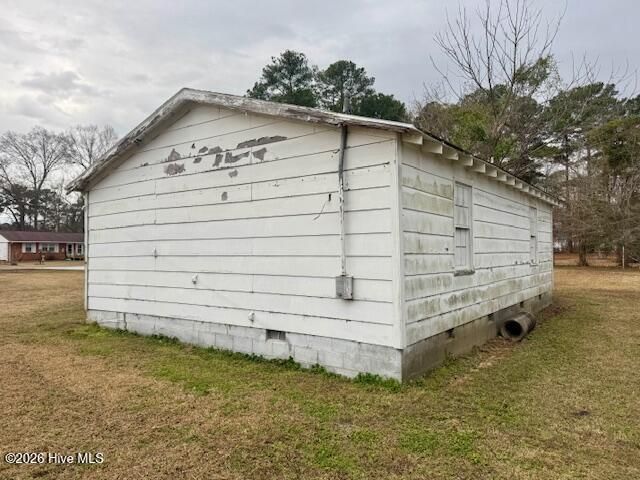 903 E Balsey Street, Clinton, NC 28328