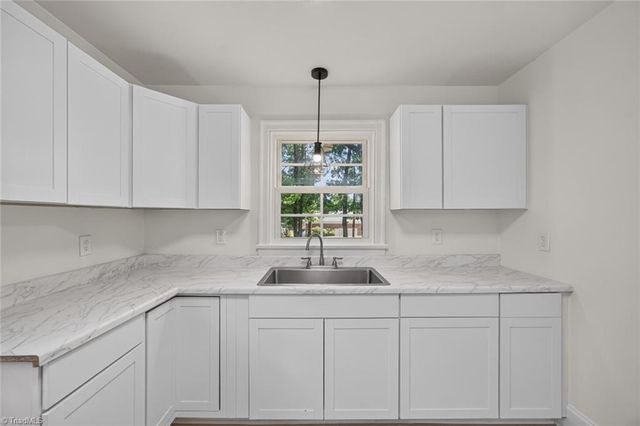 1602 Textile Drive, Greensboro, NC 27405