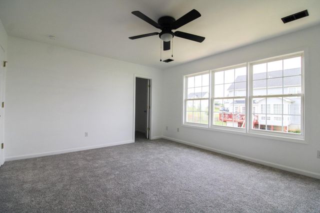 291 TEAL RD N, Martinsburg, WV 25405