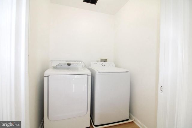291 TEAL RD N, Martinsburg, WV 25405