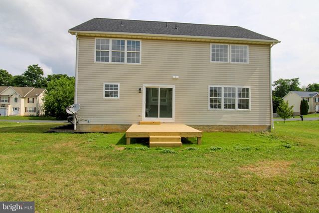 291 TEAL RD N, Martinsburg, WV 25405