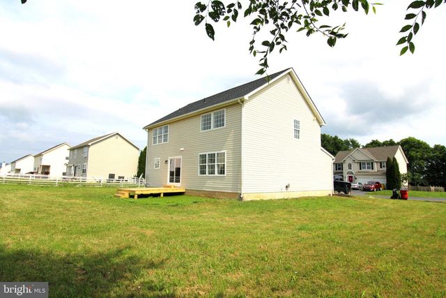 291 TEAL RD N, Martinsburg, WV 25405