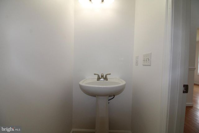 291 TEAL RD N, Martinsburg, WV 25405