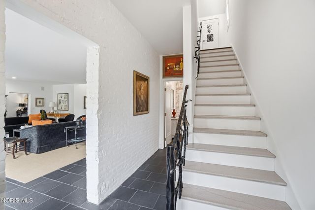 30051 Hickory Hill Drive, Perrysburg, OH 43551
