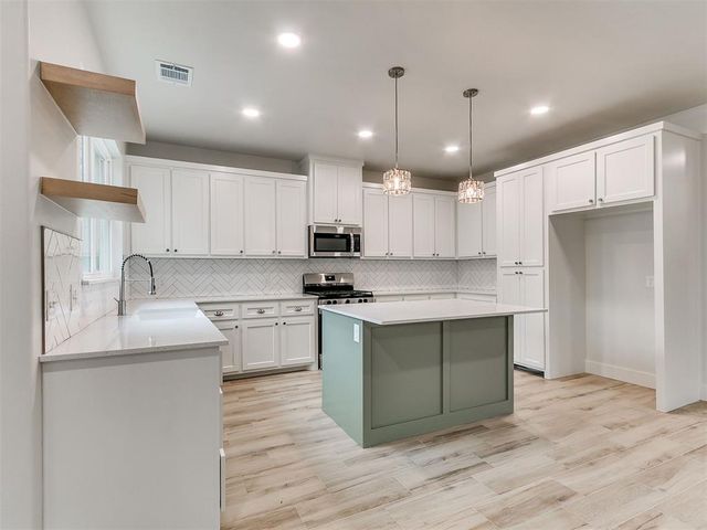 2120 NE 14th Street, Oklahoma City, OK 73117