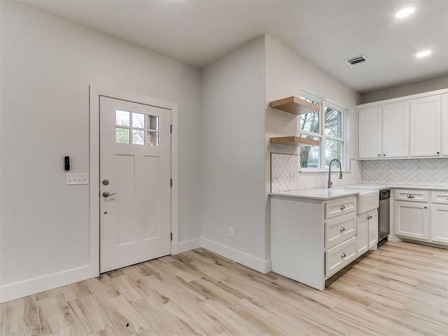 2120 NE 14th Street, Oklahoma City, OK 73117