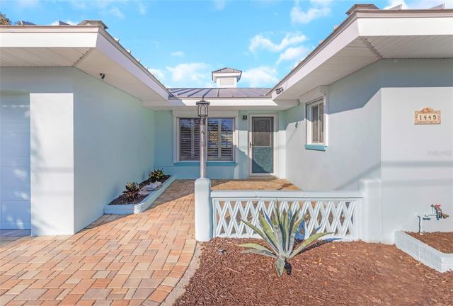 1445 COREY WAY S, South Pasadena, FL 33707