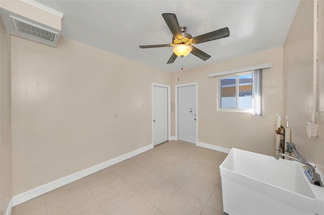 1445 COREY WAY S, South Pasadena, FL 33707