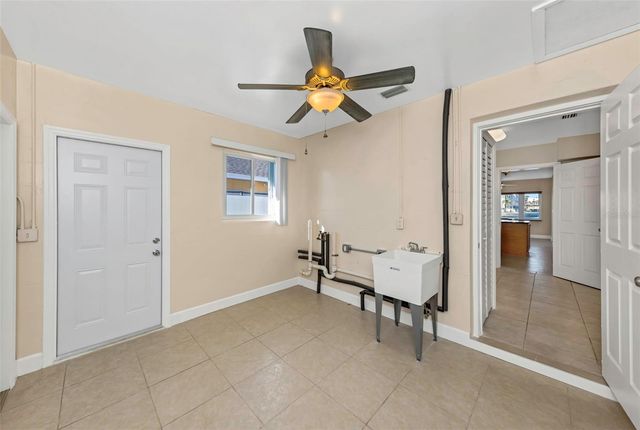 1445 COREY WAY S, South Pasadena, FL 33707