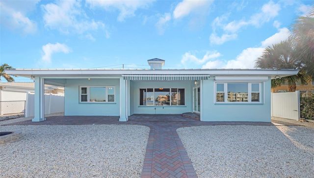 1445 COREY WAY S, South Pasadena, FL 33707