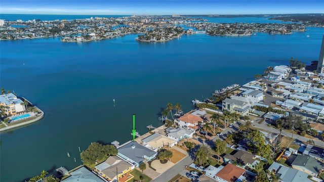 1445 COREY WAY S, South Pasadena, FL 33707