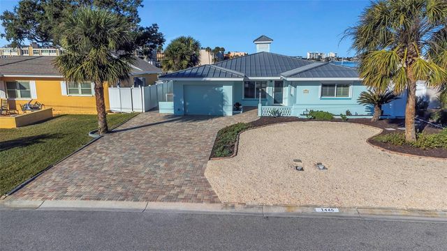 1445 COREY WAY S, South Pasadena, FL 33707