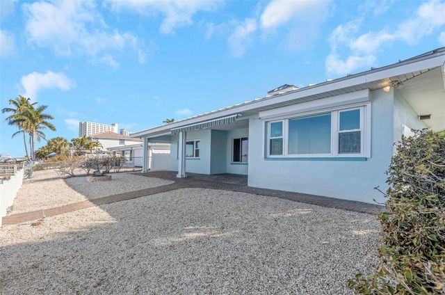 1445 COREY WAY S, South Pasadena, FL 33707