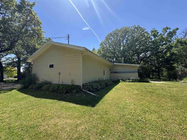 4529 E Palakwia Drive, Janesville, WI 53546