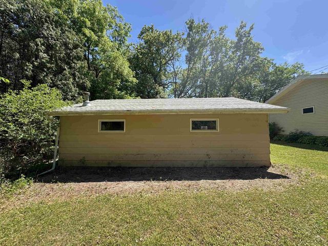 4529 E Palakwia Drive, Janesville, WI 53546