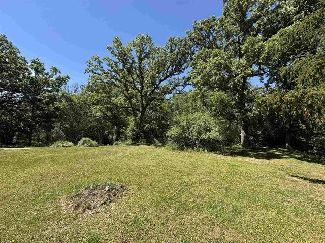 4529 E Palakwia Drive, Janesville, WI 53546