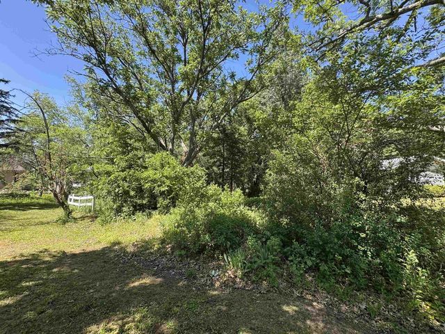 4529 E Palakwia Drive, Janesville, WI 53546