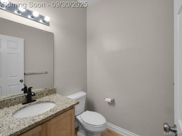 1584 Commodore Circle 33, Canton Charter Township, MI 48187