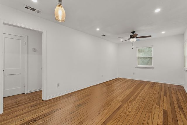 3004 Ballinger Drive, Garland, TX 75041