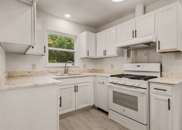 3004 Ballinger Drive, Garland, TX 75041