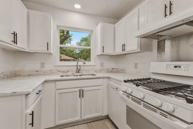 3004 Ballinger Drive, Garland, TX 75041