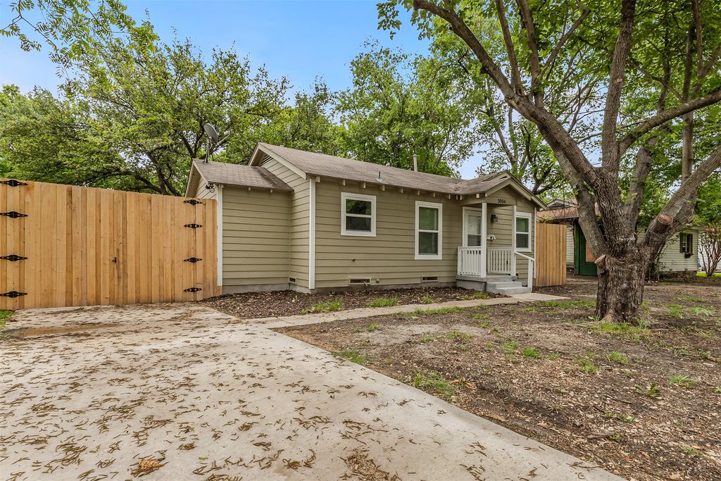 3004 Ballinger Drive, Garland, TX 75041