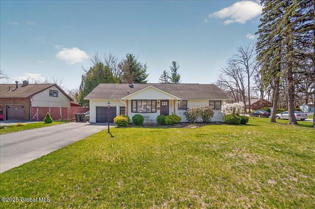122 Dahlia Street, Rotterdam, NY 12306