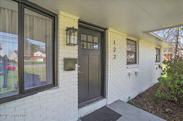 122 Dahlia Street, Rotterdam, NY 12306