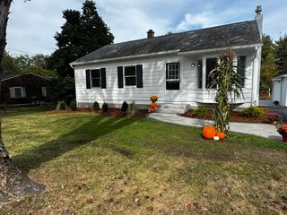 323 Matthews Road, Swanzey, NH 03446