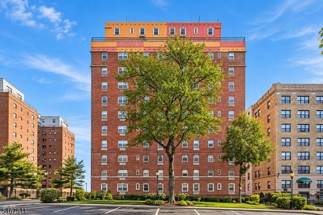 70 S Munn Ave 206, East Orange City, NJ 07018