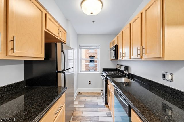 70 S Munn Ave 206, East Orange City, NJ 07018
